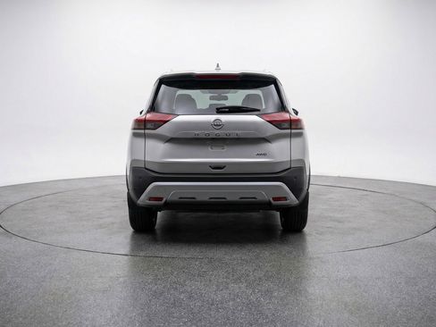 Used 2025 Nissan Rogue SV FWD image 7
