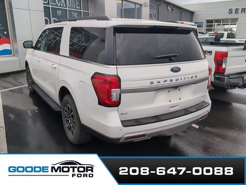 Used 2024 Ford Expedition Max XLT AWD/4WD image 3