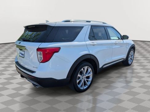 Used 2021 Ford Explorer Platinum w/ Equipment Group 601A AWD/4WD image 5