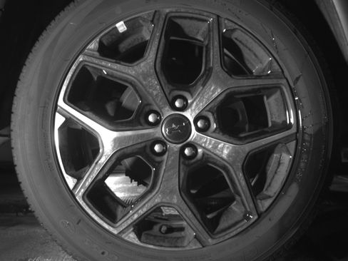 Used 2025 Jeep Compass Limited image 15