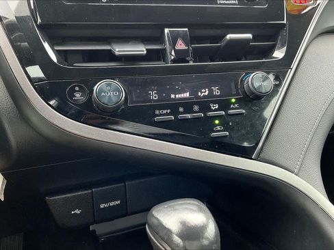Used 2023 Toyota Camry SE FWD image 32