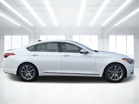 Used 2018 Genesis G80 3.8 w/ Option Group 02 image 2