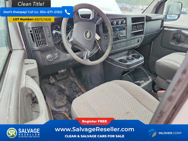 Used 2014 Chevrolet Express 3500 RWD image 11