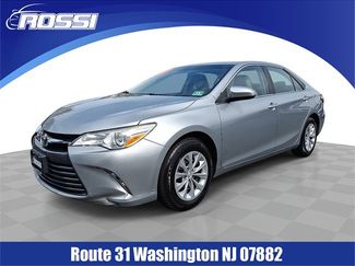Used 2016 Toyota Camry video 1