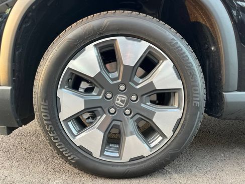 Used 2026 Honda Pilot Elite image 13