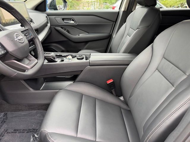 Used 2026 Nissan Rogue SL AWD/4WD image 19