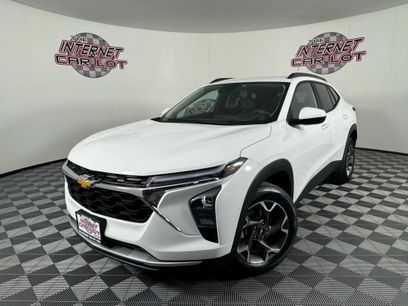 Used 2025 Chevrolet Trax LT w/ LT Convenience Package