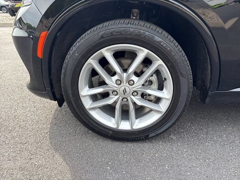 Certified 2025 Dodge Durango GT AWD/4WD image 12