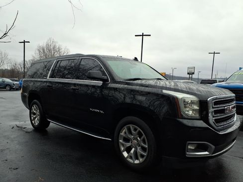 Used 2018 GMC Yukon XL SLT w/ Open Road Package image 1
