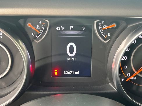 Used 2018 Jeep Wrangler Unlimited Sport image 18