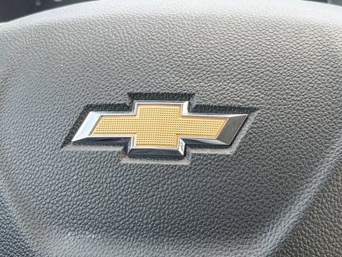 Used 2024 Chevrolet Trax LS w/ LS Convenience Package FWD image 20