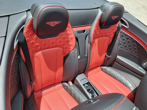 Used 2022 Bentley Continental GT AWD/4WD image 33