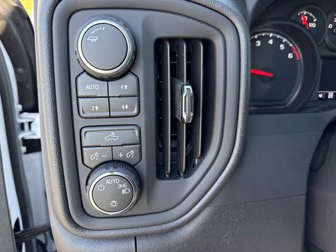 New 2026 Chevrolet Silverado 1500 Custom Trail Boss w/ Dark Appearance Package image 26