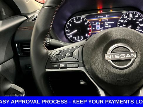 Used 2025 Nissan Sentra SR FWD image 14