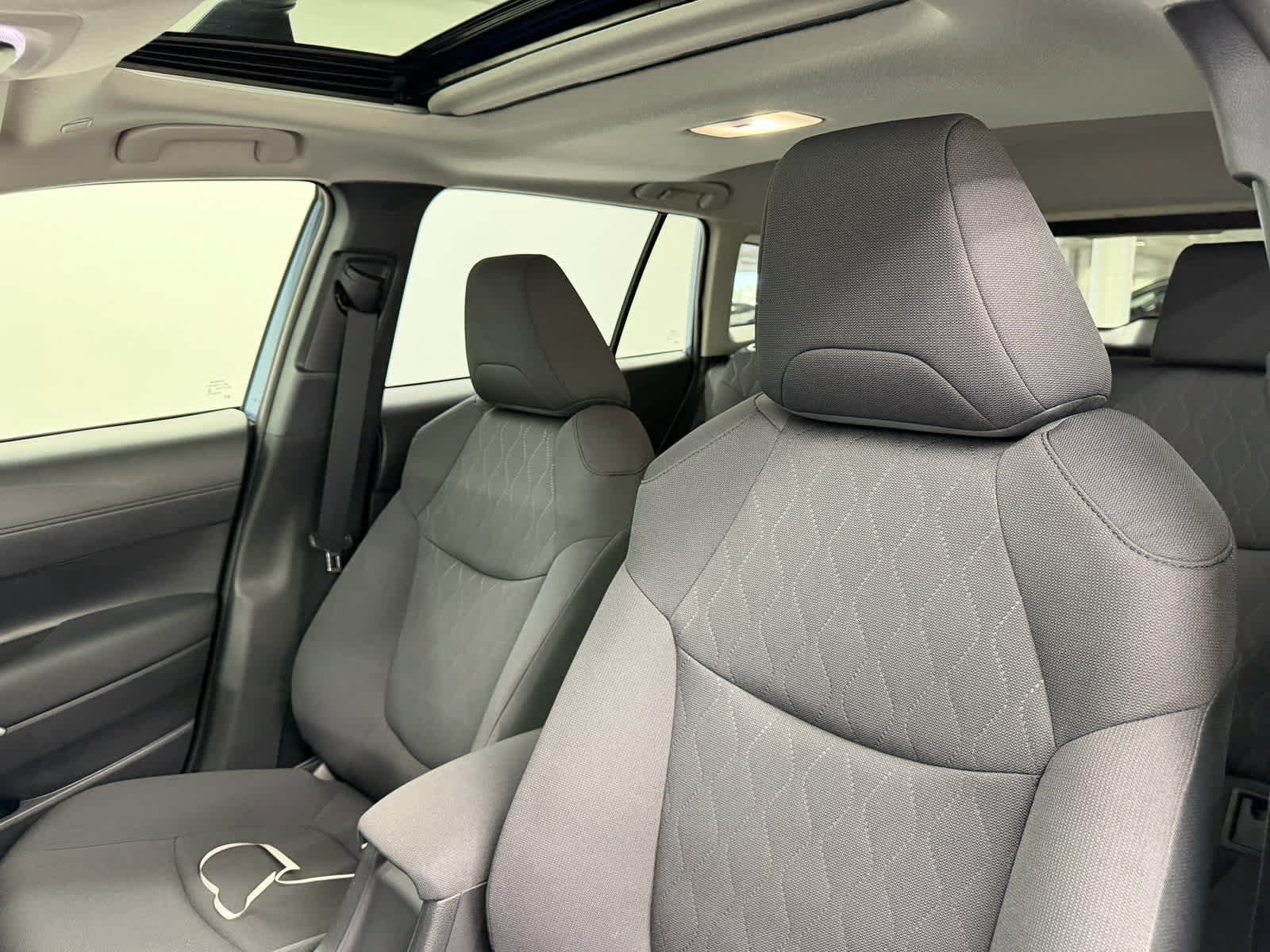 New 2026 Toyota Corolla Cross LE w/ Moonroof Package FWD image 17