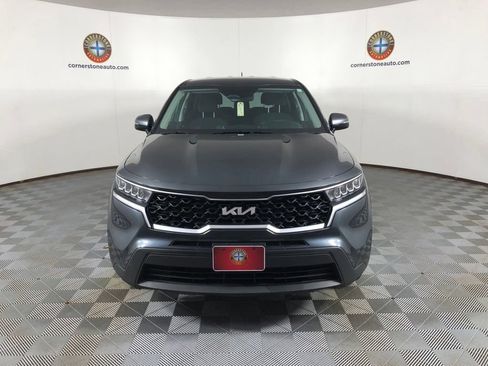 Used 2023 Kia Sorento LX FWD image 14