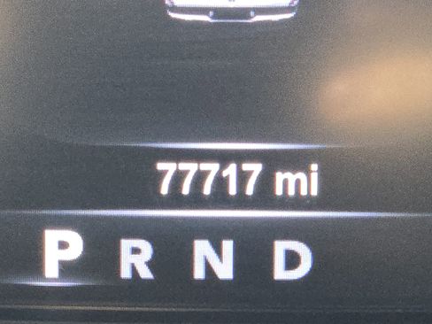 Used 2018 RAM 3500 Laramie Longhorn image 10