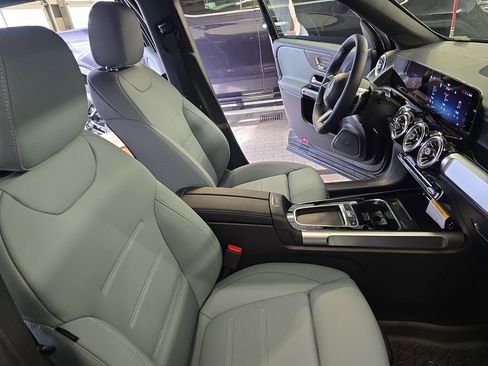 New 2026 Mercedes-Benz GLB 250 image 10