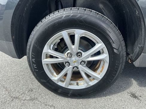 Used 2017 Chevrolet Equinox LS AWD/4WD image 29