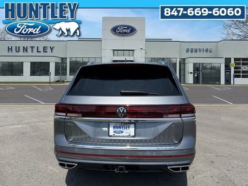Used 2024 Volkswagen Atlas SEL Premium R-Line AWD/4WD image 6
