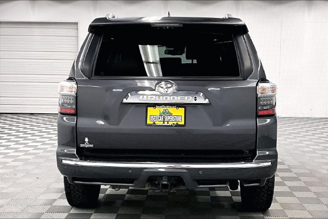 Used 2023 Toyota 4Runner Limited AWD/4WD image 4