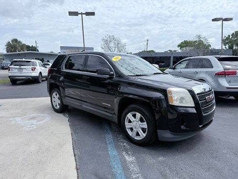 Used 2015 GMC Terrain SLE FWD image 2