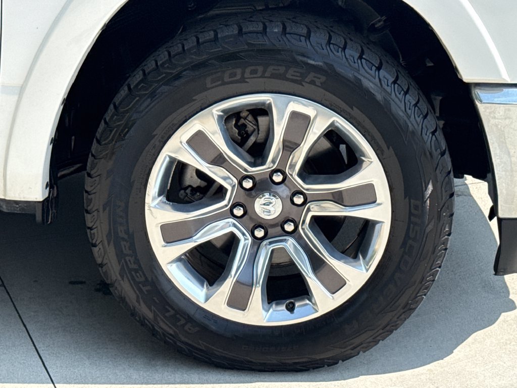 Used 2022 RAM 1500 Limited AWD/4WD image 11