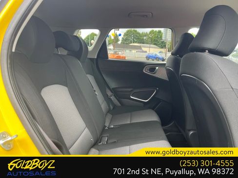 Used 2020 Kia Soul LX FWD image 22