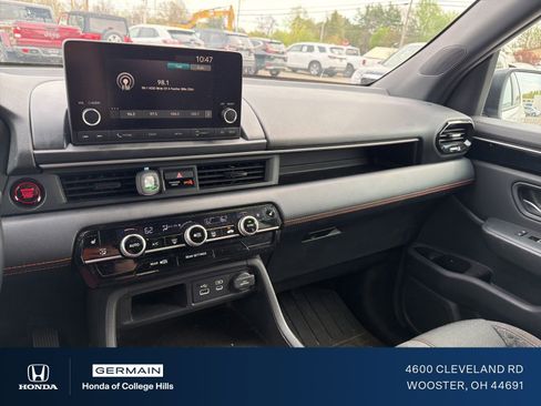 Used 2023 Honda Pilot Sport image 26