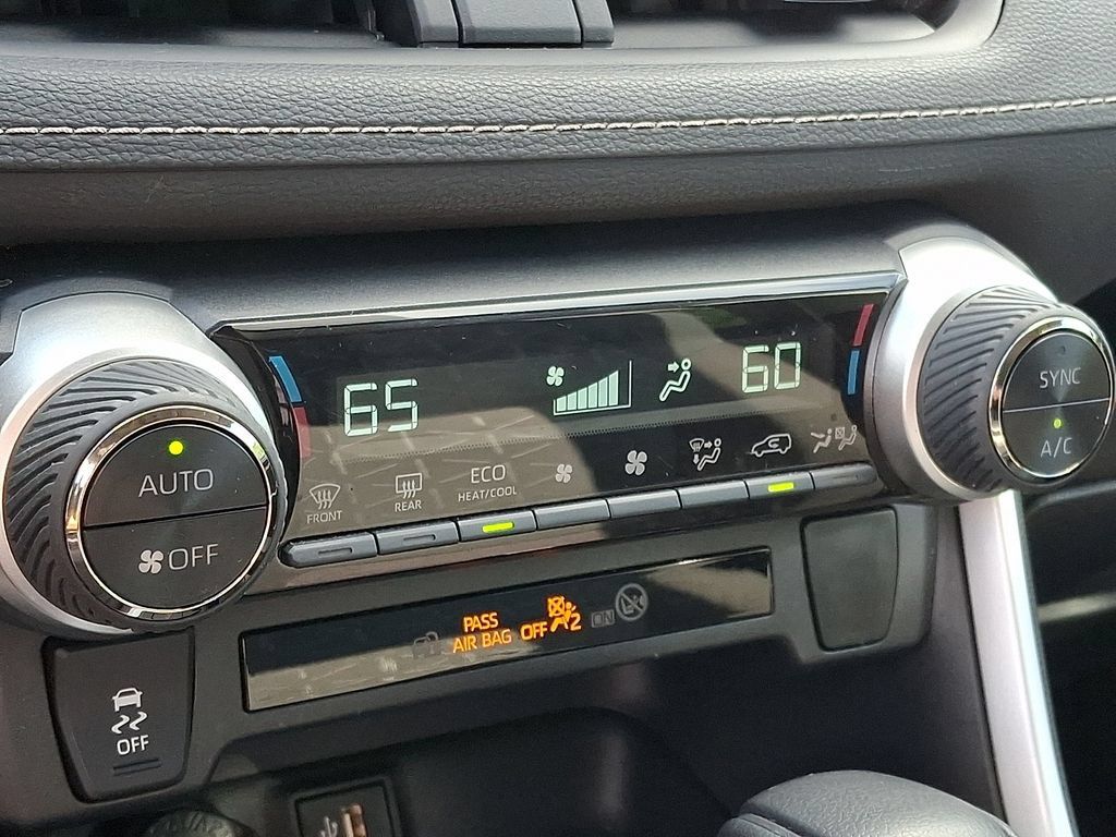 Certified 2024 Toyota RAV4 XLE AWD/4WD image 19