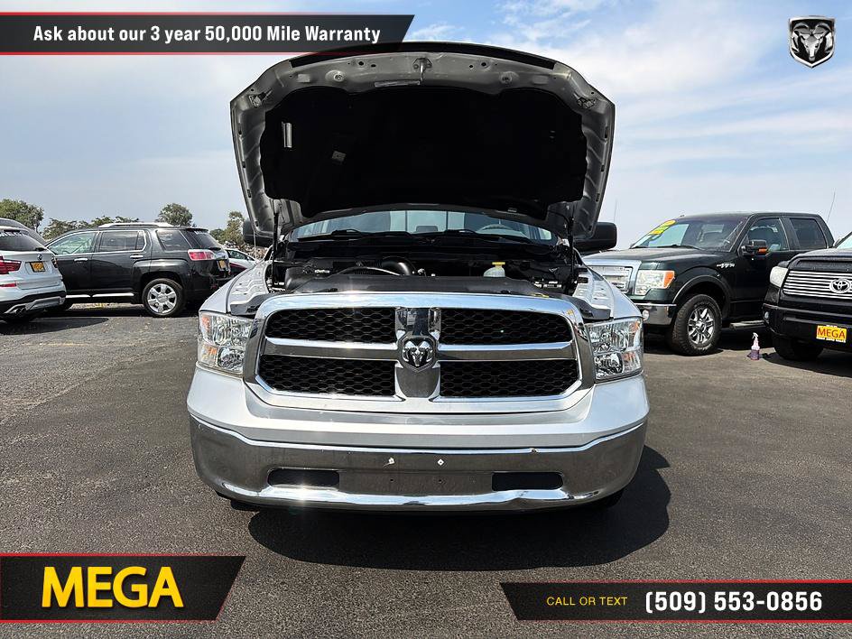 Used 2017 RAM 1500 Classic SLT AWD/4WD image 14