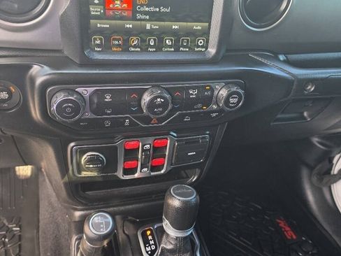 Used 2021 Jeep Gladiator Sport w/ Quick Order Package 24Q 80Th AWD/4WD image 32