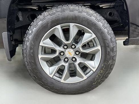 New 2026 Chevrolet Silverado 1500 LT w/ Z71 Off-Road Package AWD/4WD image 31