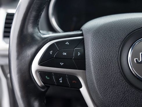 Used 2018 Jeep Grand Cherokee Altitude image 38