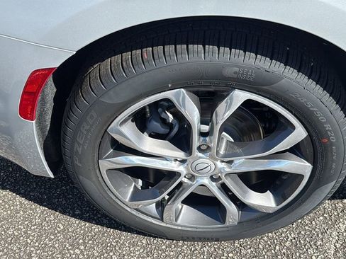 New 2026 Chrysler Pacifica Pinnacle image 10