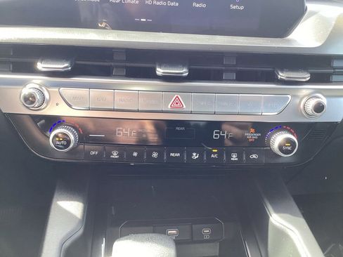 Certified 2024 Kia Telluride LX AWD/4WD image 23