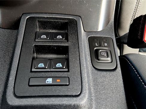 Used 2024 Ford Bronco Outer Banks w/ Sasquatch Package image 35