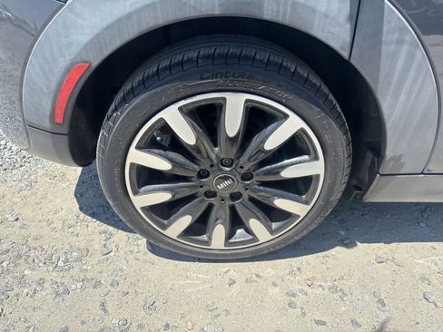 Used 2017 MINI Cooper S FWD image 12