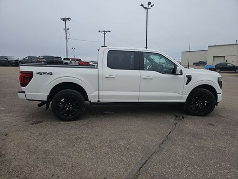 Used 2024 Ford F150 Platinum image 6