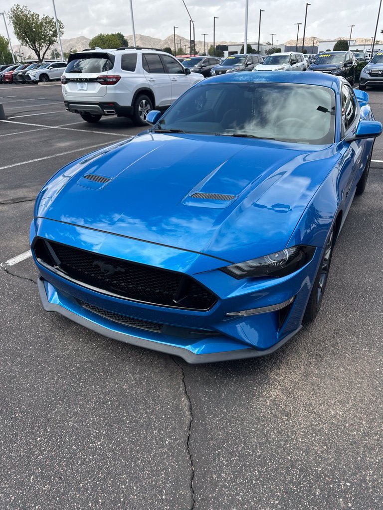Used 2019 Ford Mustang GT RWD image 2