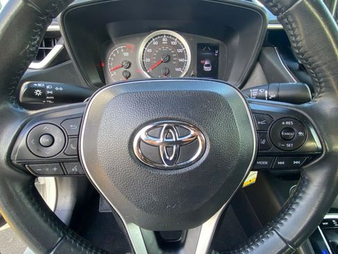 Used 2021 Toyota Corolla SE FWD image 18