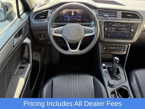 Used 2024 Volkswagen Tiguan SE AWD/4WD image 21