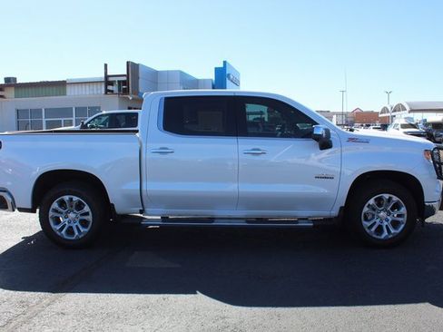 Used 2025 Chevrolet Silverado 1500 LTZ w/ LTZ Premium Texas Edition image 2