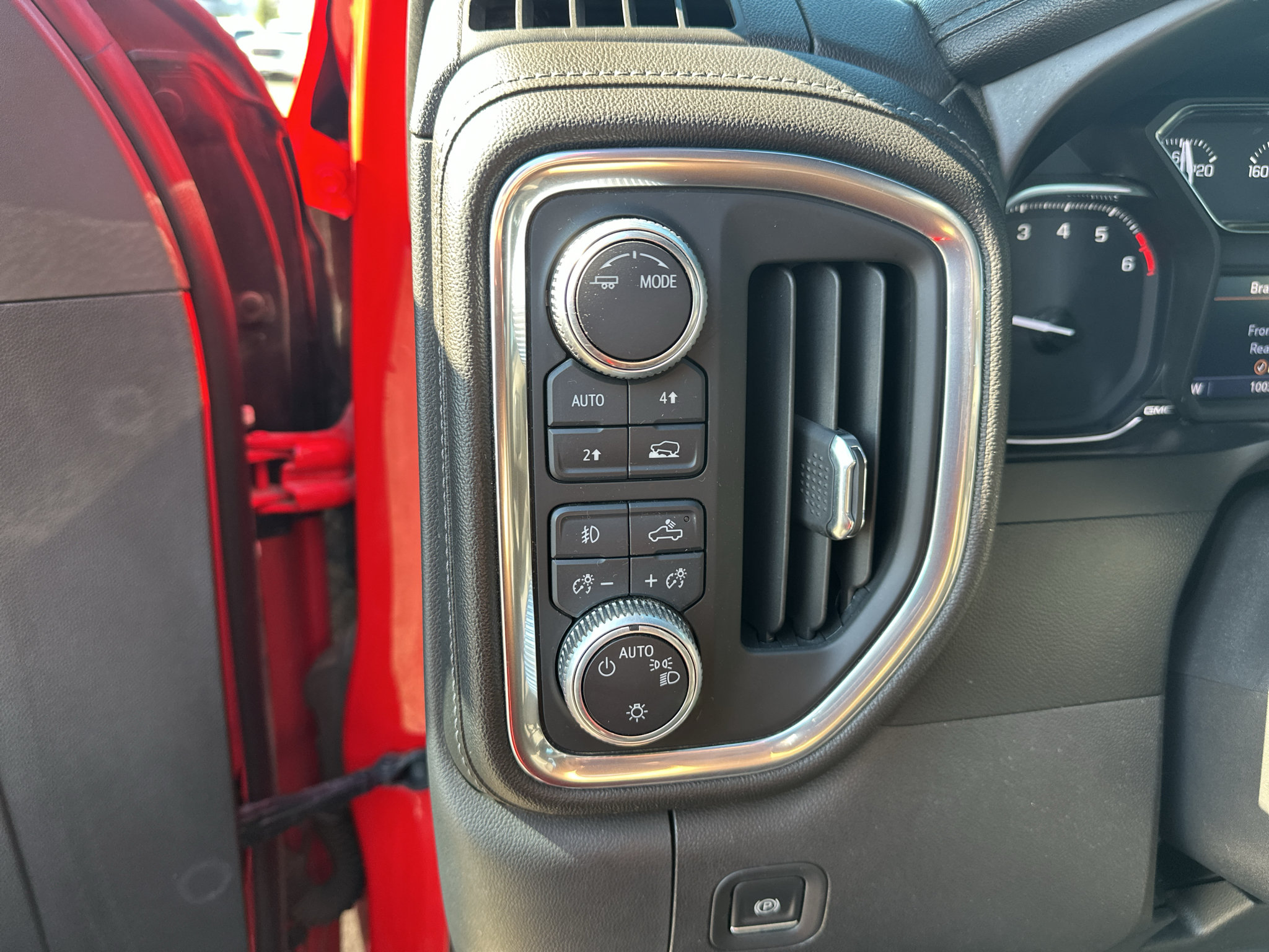 Used 2020 GMC Sierra 1500 Elevation w/ Elevation Value Package AWD/4WD image 17