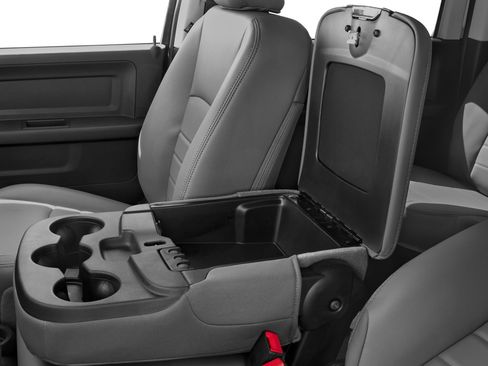 Used 2016 RAM 3500 Tradesman w/ Chrome Appearance Group image 44