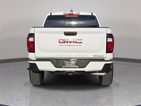 Used 2024 GMC Canyon Elevation w/ Convenience Package image 7