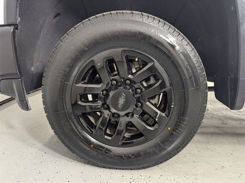 Used 2020 Chevrolet Silverado 2500 W/T w/ WT Convenience Package image 8