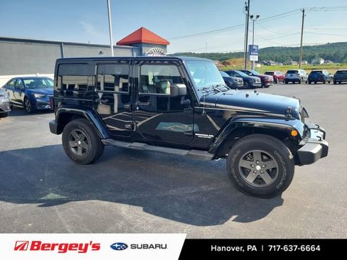 Used 2011 Jeep Wrangler Unlimited Sport AWD/4WD image 5