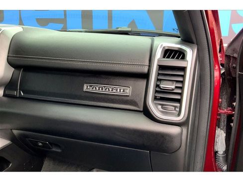 Used 2023 RAM 1500 Laramie AWD/4WD image 17