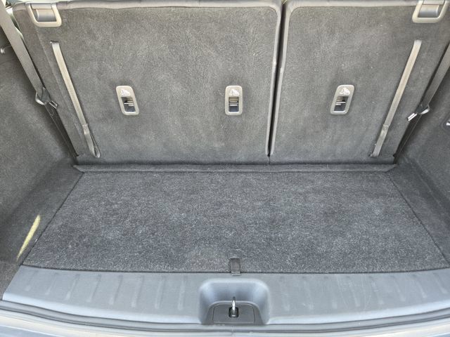Used 2022 Nissan Pathfinder SV AWD/4WD image 30